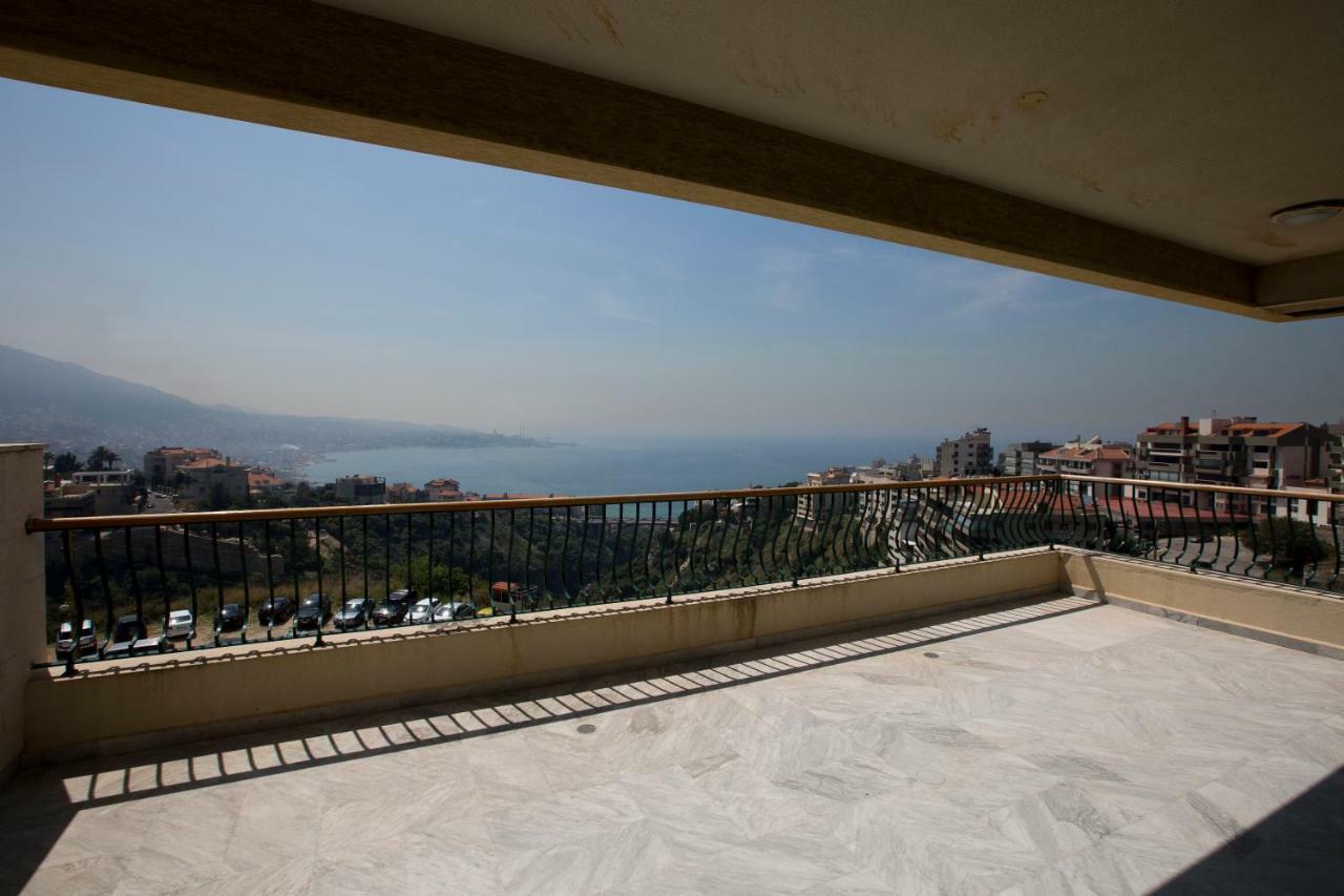 Adma Blue Screen Jounieh Exterior photo